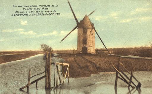 Moulin à vent sur la route de Beauvoir à Saint-Jean-de-Monts (vue 1), le moulin de Saint-Esprit (vue 2).